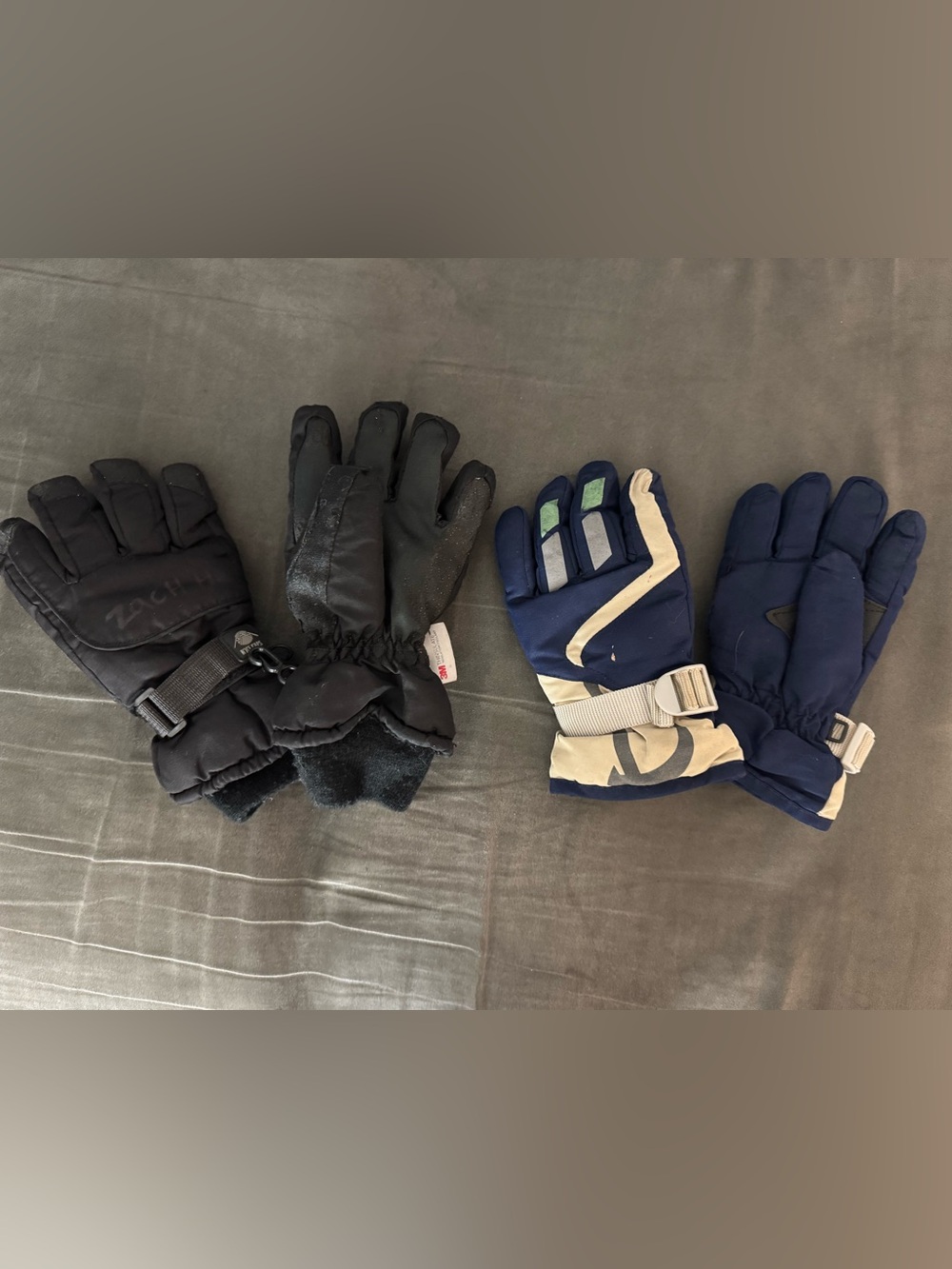 Boys Winter Ski Gloves - Black & Navy